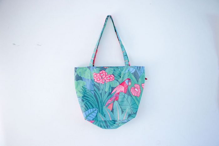 Tote bag