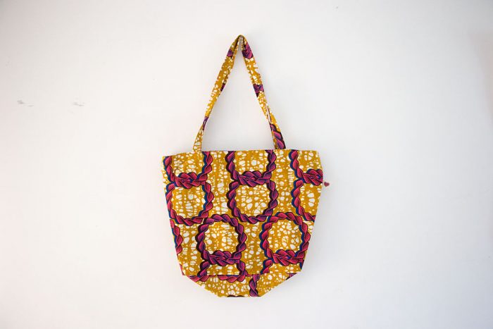 Tote bag